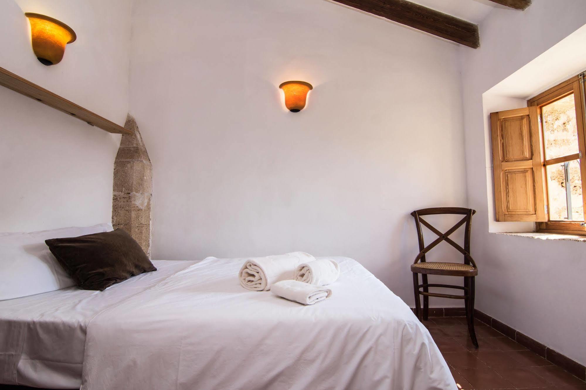 Petit Hotel Hostatgeria La Victoria Alcudia  Ngoại thất bức ảnh